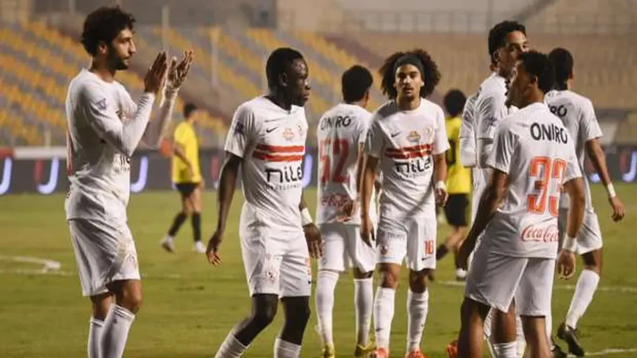 أرقام صادمة.. كم يطلب الزمالك لفك القيد وإنقاذ صفقات التعاقد؟